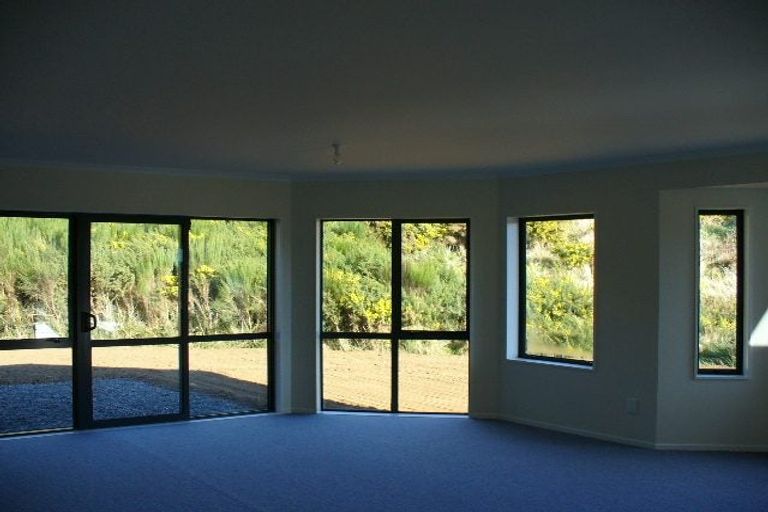 Photo of property in 257 Maungaraki Road, Maungaraki, Lower Hutt, 5010