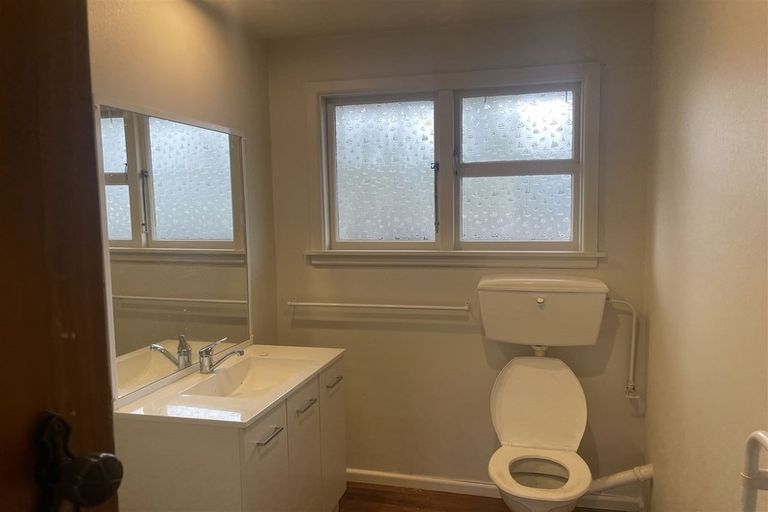 Photo of property in 32a Maidstone Road, Ilam, Christchurch, 8041