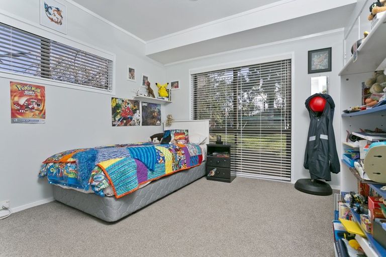 Photo of property in 128 Arran Road, Browns Bay, Auckland, 0630