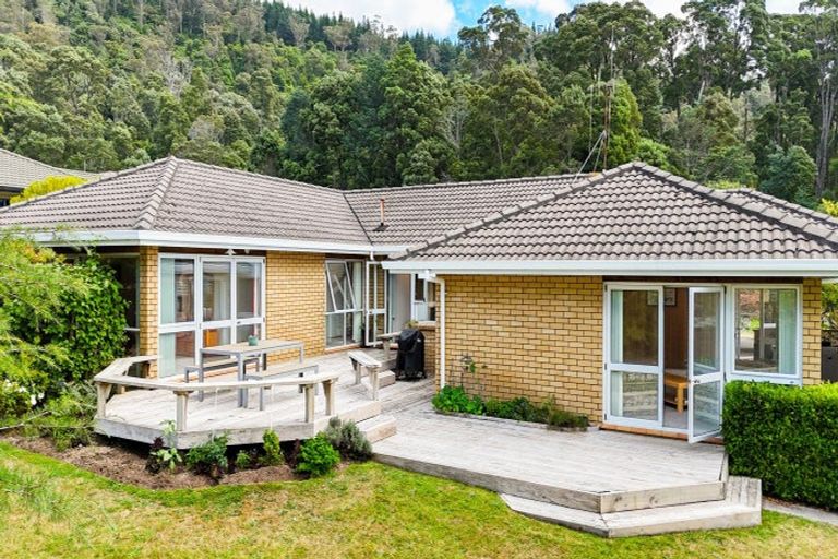 Photo of property in 12 Forest Place, Lynmore, Rotorua, 3010