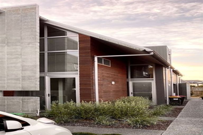 Photo of property in 83d Brockworth Place, Riccarton, Christchurch, 8011