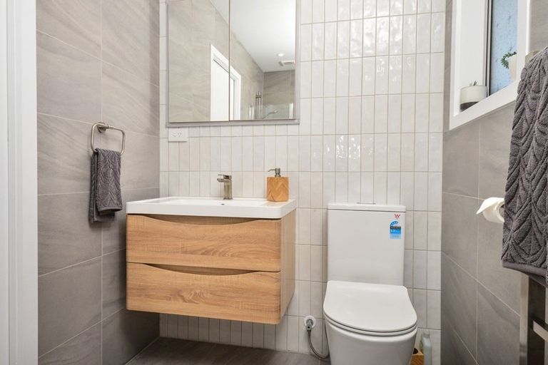 Photo of property in 17 Exeter Street, Glenview, Hamilton, 3206