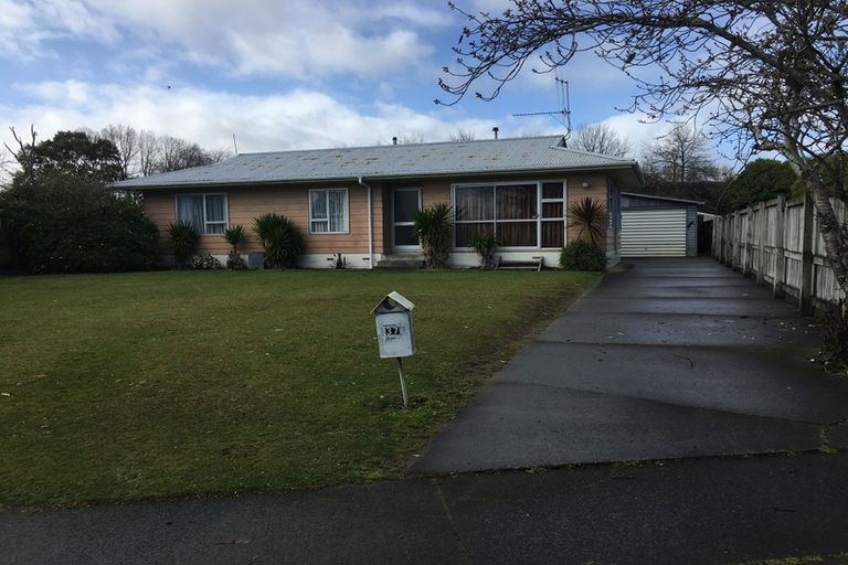 Photo of property in 37 Oakfield Crescent, Pukete, Hamilton, 3200