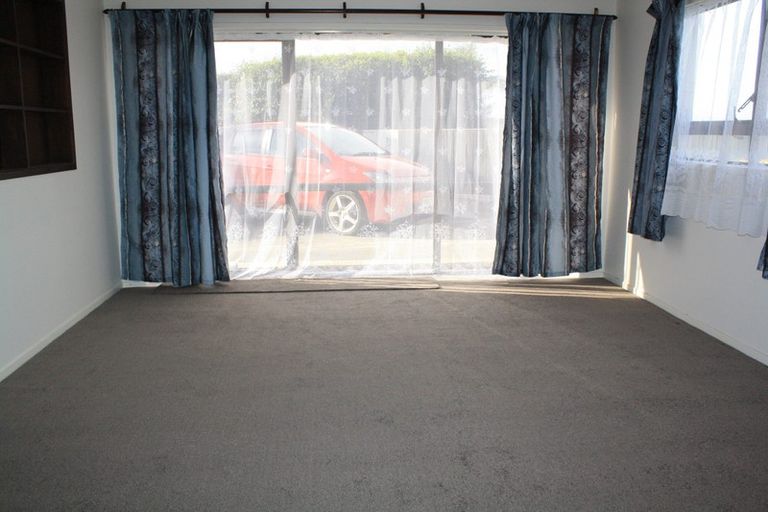 Photo of property in 17 Fratley Avenue, Farm Cove, Auckland, 2012