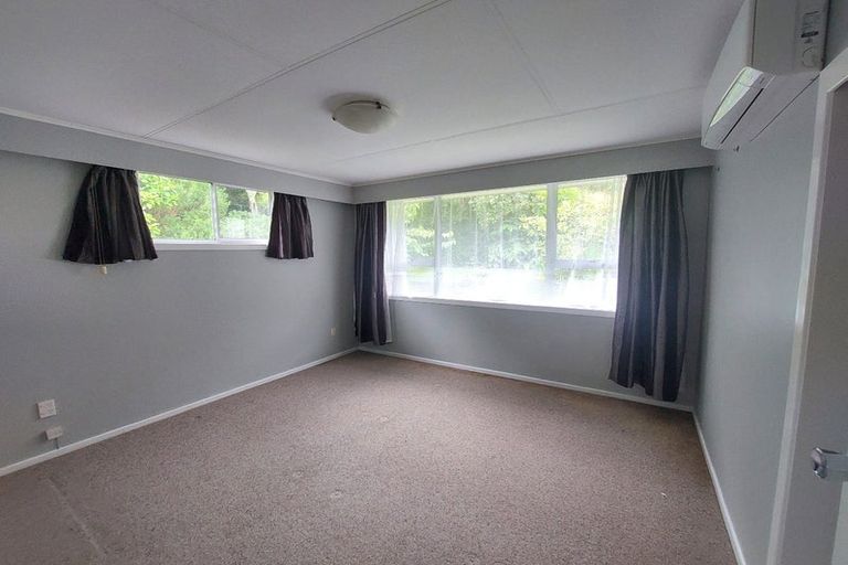 Photo of property in 134g Huatoki Street, Frankleigh Park, New Plymouth, 4310