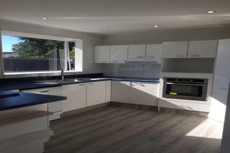 Photo of property in 64a Checketts Avenue, Halswell, Christchurch, 8025