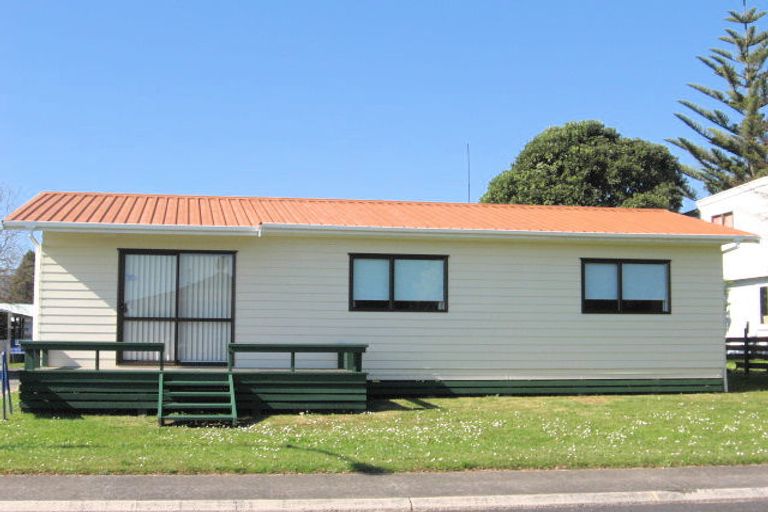 Photo of property in 8 Nicholas Avenue, Whitianga, 3510