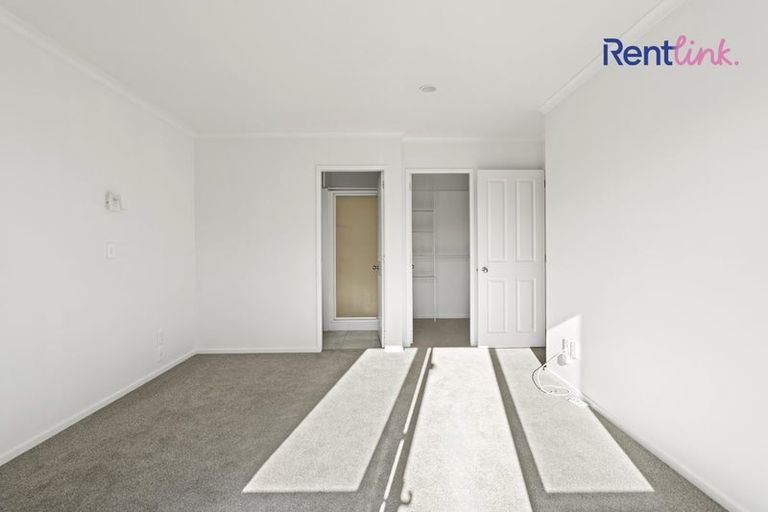 Photo of property in 1 Kochia Avenue, Pyes Pa, Tauranga, 3112