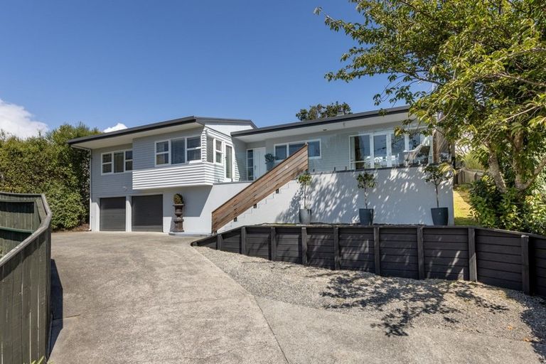 Photo of property in 16 Simla Avenue, Havelock North, 4130