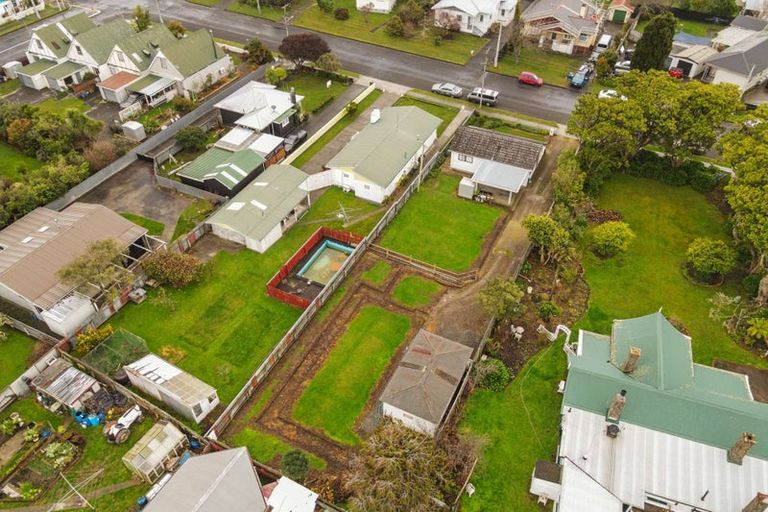 Photo of property in 7 Harris Street, Marton, 4710