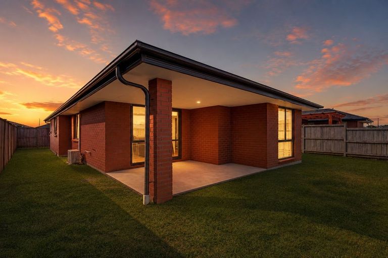 Photo of property in 15 Kapia Street, Pukekohe, 2120