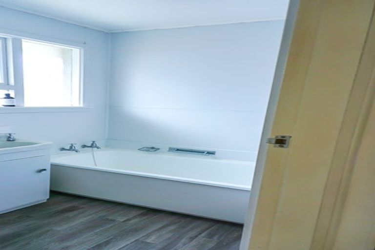 Photo of property in 4/8 Hatton Street, West End, Timaru, 7910