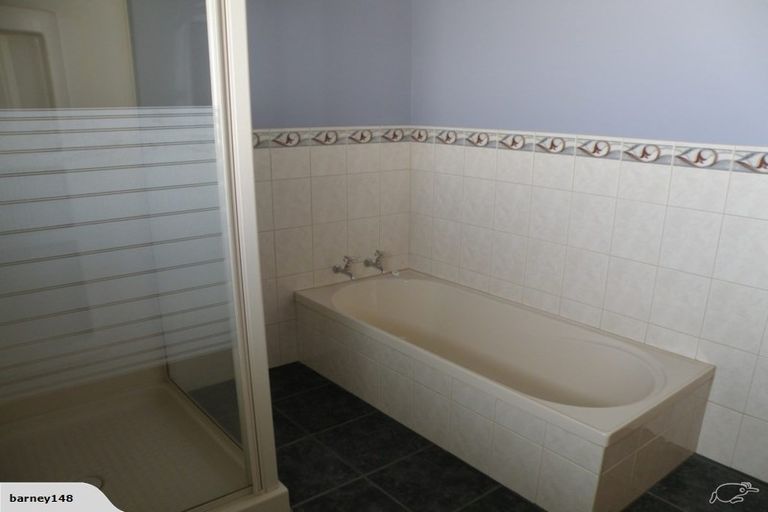 Photo of property in 11 Kepler Place, Te Anau, 9600