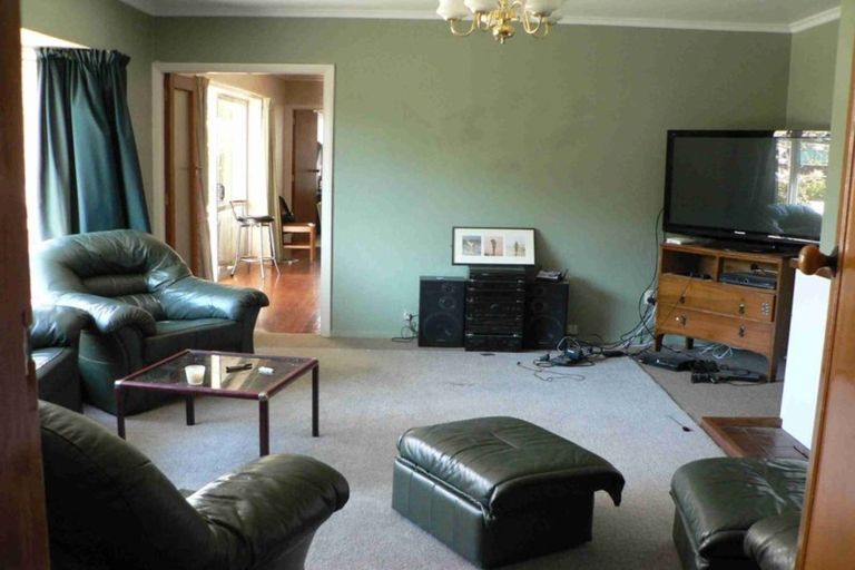 Photo of property in 87 Withells Road, Avonhead, Christchurch, 8042
