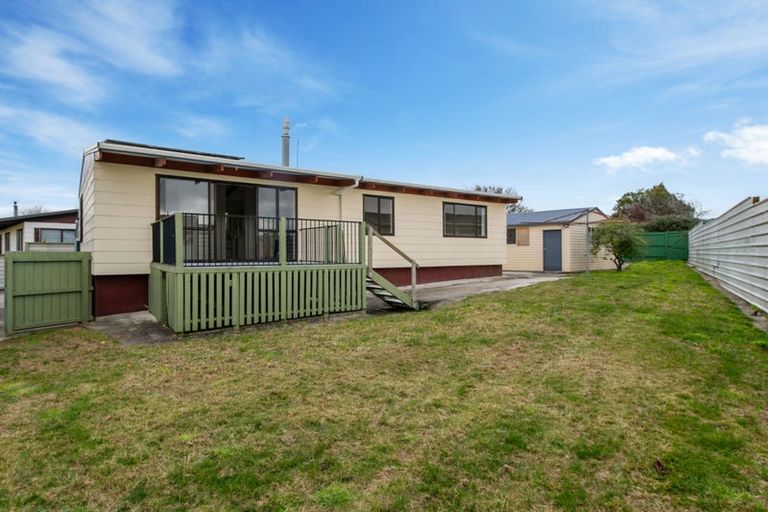 Photo of property in 17 Cypress Place, Owhata, Rotorua, 3010