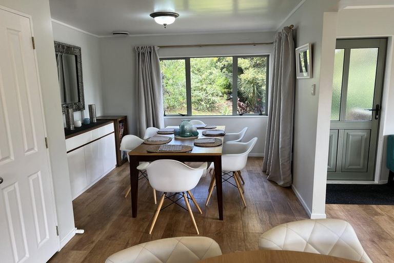 Photo of property in 263 Titirangi Road, Titirangi, Auckland, 0604