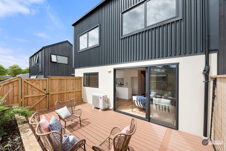 Photo of property in 2/51 Kings Crescent, Hutt Central, Lower Hutt, 5010