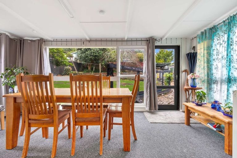 Photo of property in 11 Gordon Road, Western Heights, Rotorua, 3015
