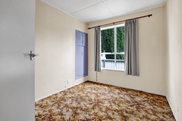 Photo of property in 18 Cameron Street, Hawera, 4610