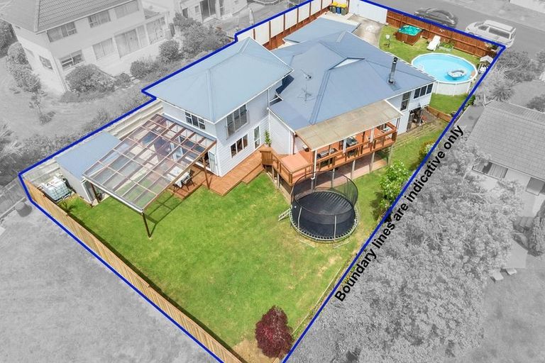 Photo of property in 40 Cranston Street, Torbay, Auckland, 0632