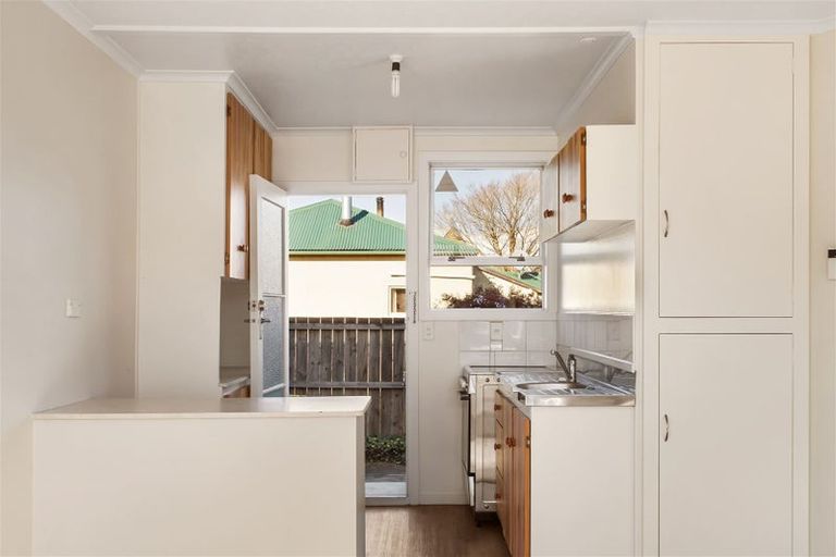 Photo of property in 2/27 Percy Street, Phillipstown, Christchurch, 8011