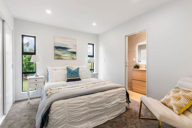 Photo of property in 36d Sunnyside Crescent, Papatoetoe, Auckland, 2025