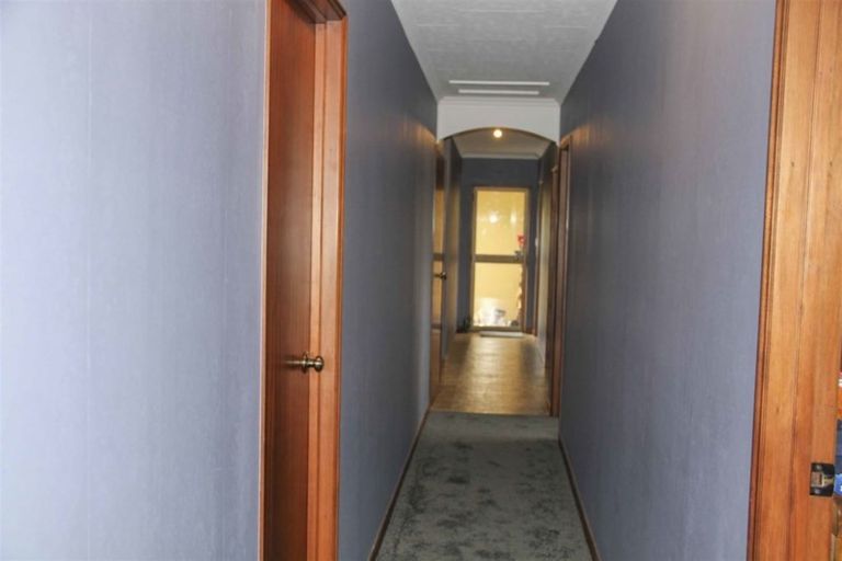 Photo of property in 5 Papatotara Road, Tuatapere, 9620