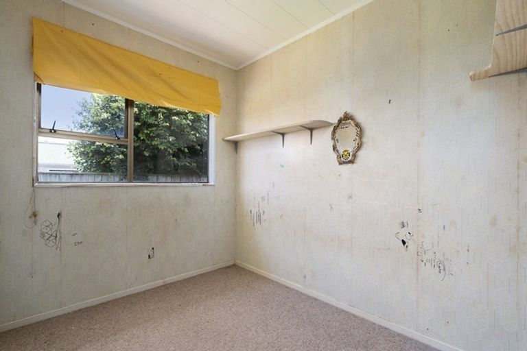 Photo of property in 15 Pleiades Street, Waitara, 4320