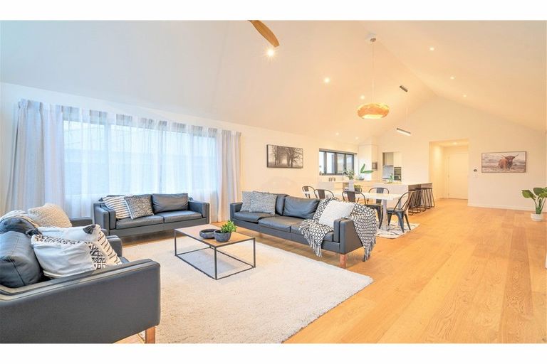 Photo of property in 4 Barker Place, Waikiwi, Invercargill, 9810