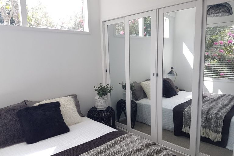 Photo of property in 153 Howard Road, Orere Point, Papakura, 2585