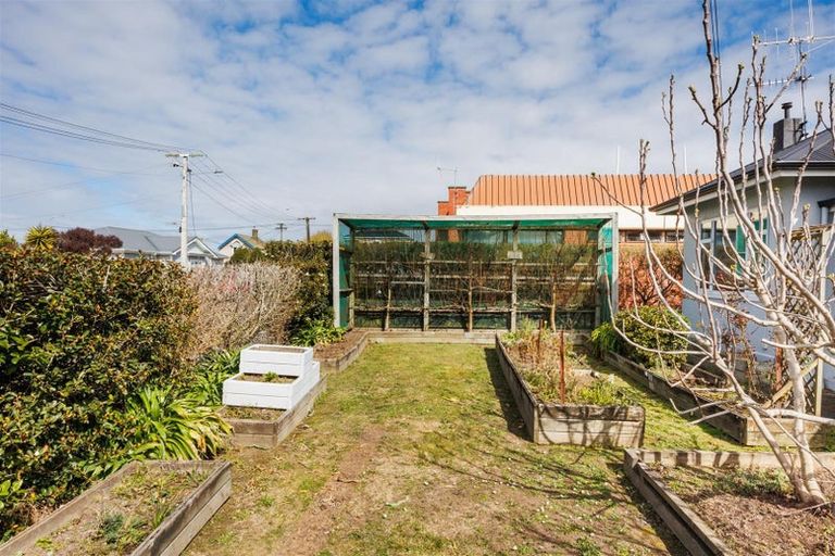 Photo of property in 10 William Street, Marton, 4710