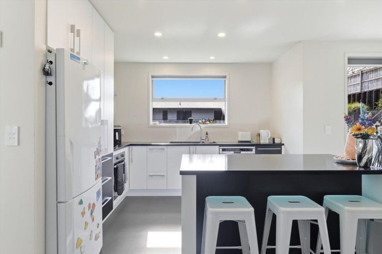 Photo of property in 105 Ballintoy Park Drive, Welcome Bay, Tauranga, 3175