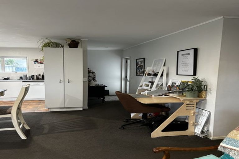 Photo of property in 3a Wellesley Street, Feilding, 4702