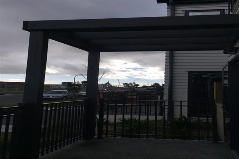 Photo of property in 30 Mahalo Avenue, Wiri, Auckland, 2104