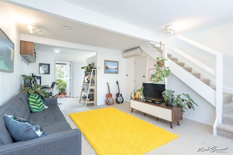 Photo of property in 26b Viewmont Drive, Harbour View, Lower Hutt, 5010