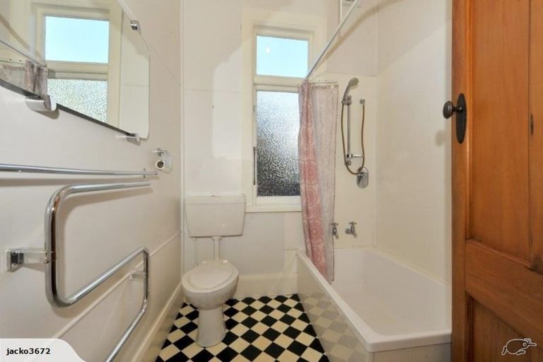 Photo of property in 16 Severn Street, St Albans, Christchurch, 8014