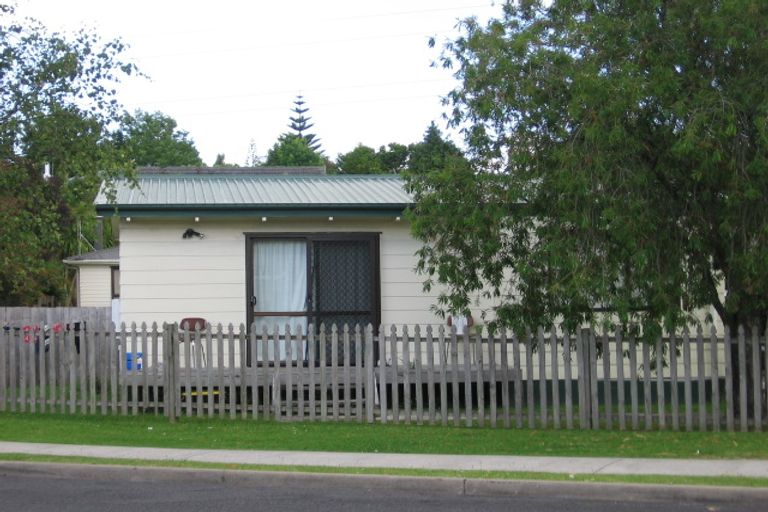 Photo of property in 5b Margate Road, Blockhouse Bay, Auckland, 0600