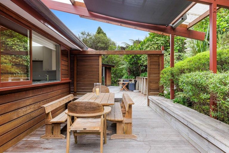 Photo of property in 68-70 Matakatia Parade, Matakatia, Whangaparaoa, 0930