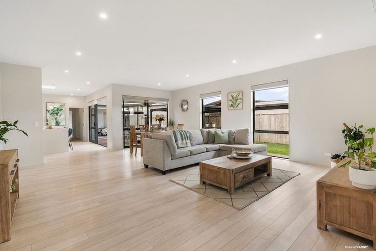 Photo of property in 51 Kahawairahi Drive, Beachlands, Auckland, 2018