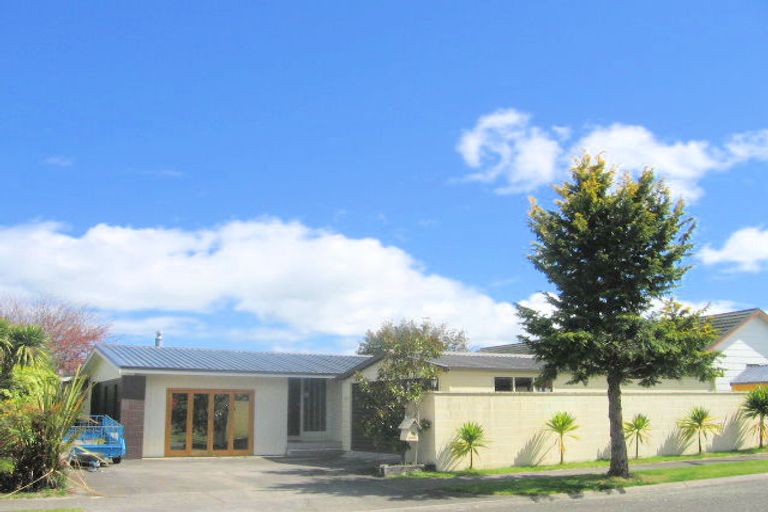 Photo of property in 12 Kensington Place, Richmond Heights, Taupo, 3330