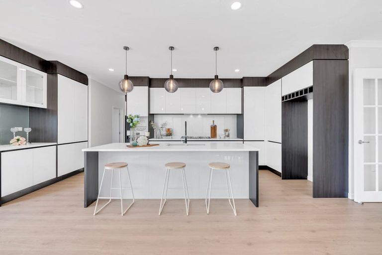 Photo of property in 19 Dungloe Avenue, Flat Bush, Auckland, 2019