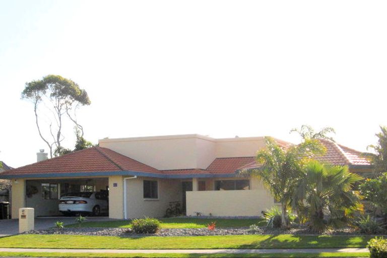 Photo of property in 46 Sovereign Drive, Papamoa Beach, Papamoa, 3118