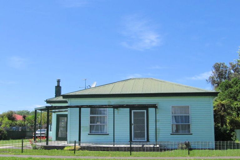 Photo of property in 4 Haldane Street, Elgin, Gisborne, 4010