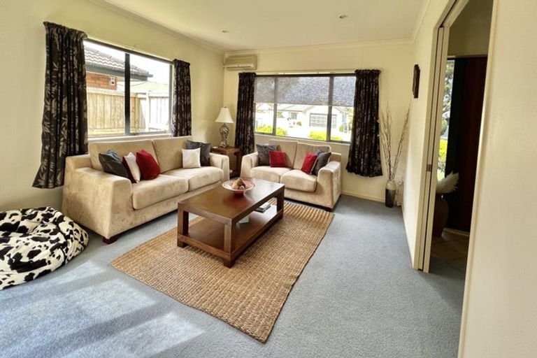 Photo of property in 9 Buckingham Place, Rototuna North, Hamilton, 3210