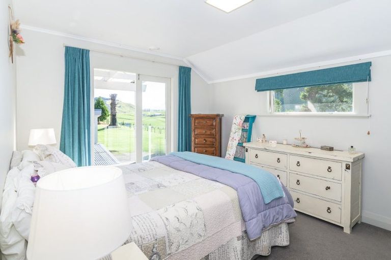 Photo of property in 10122 State Highway 1, Taihape, 4795