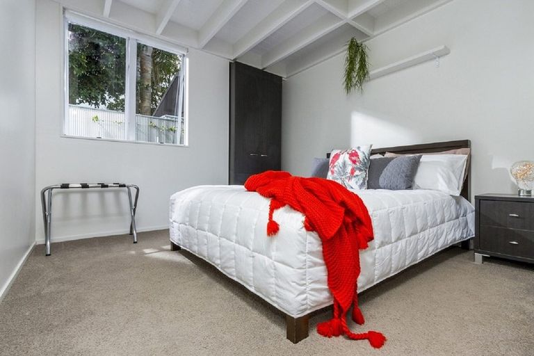 Photo of property in 22 Anne Street, Devonport, Auckland, 0624