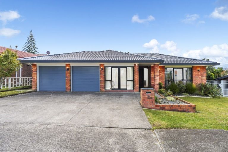 Photo of property in 14 Rhinevale Close, Henderson, Auckland, 0612