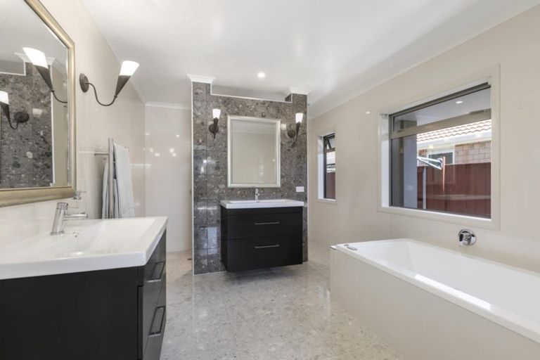 Photo of property in 47 Keepa Close, Papamoa Beach, Papamoa, 3118