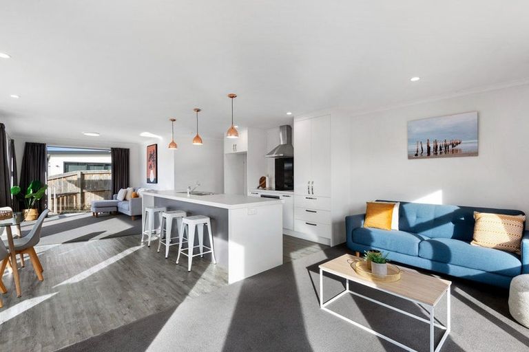 Photo of property in 35 Grandvista Drive, Green Island, Dunedin, 9018