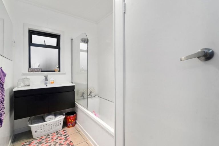 Photo of property in 20b Logan Street, Fairy Springs, Rotorua, 3015